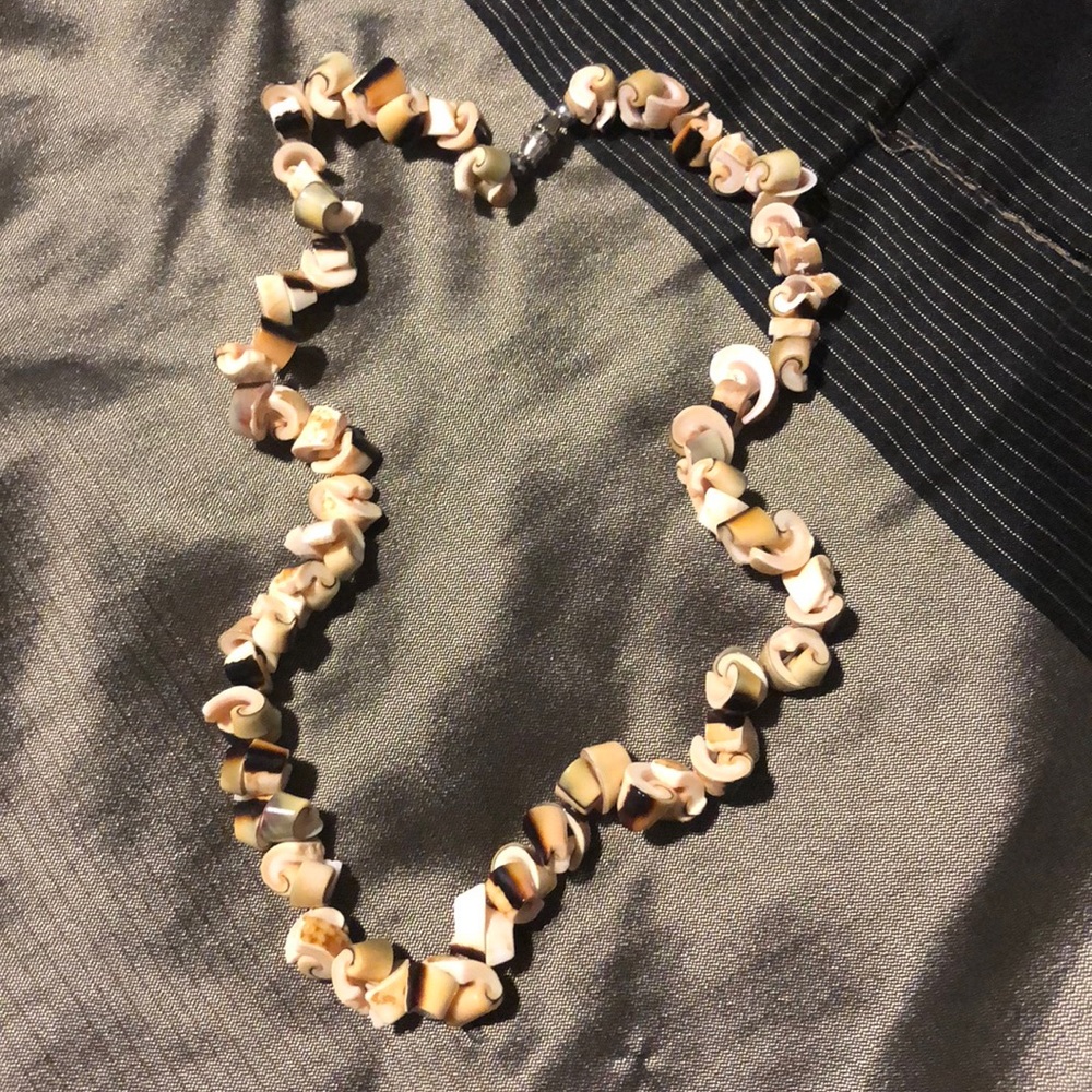 Shell necklace